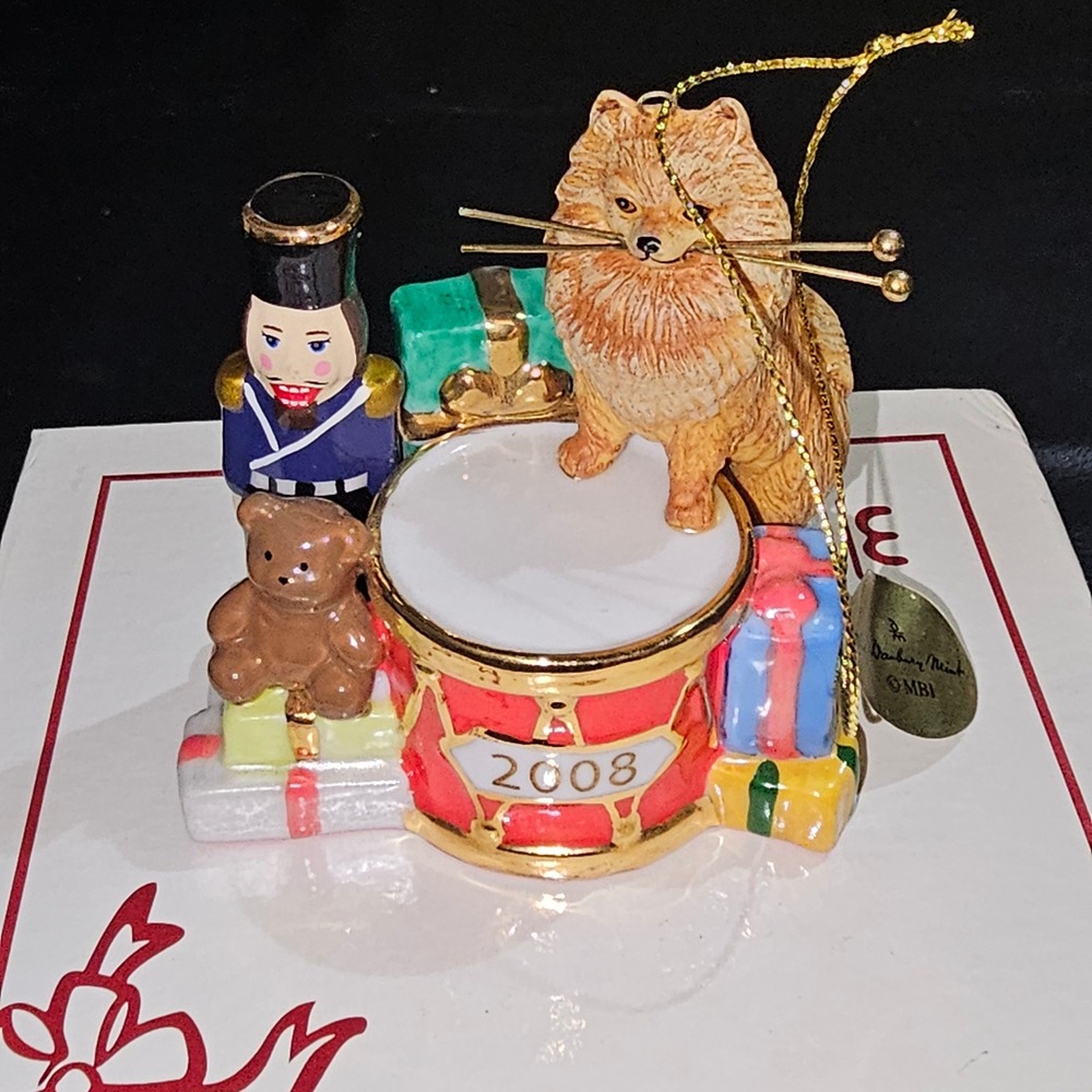 New 2008 Danbury Mint Christmas Drummer Pomeranian Christmas‎ Ornament